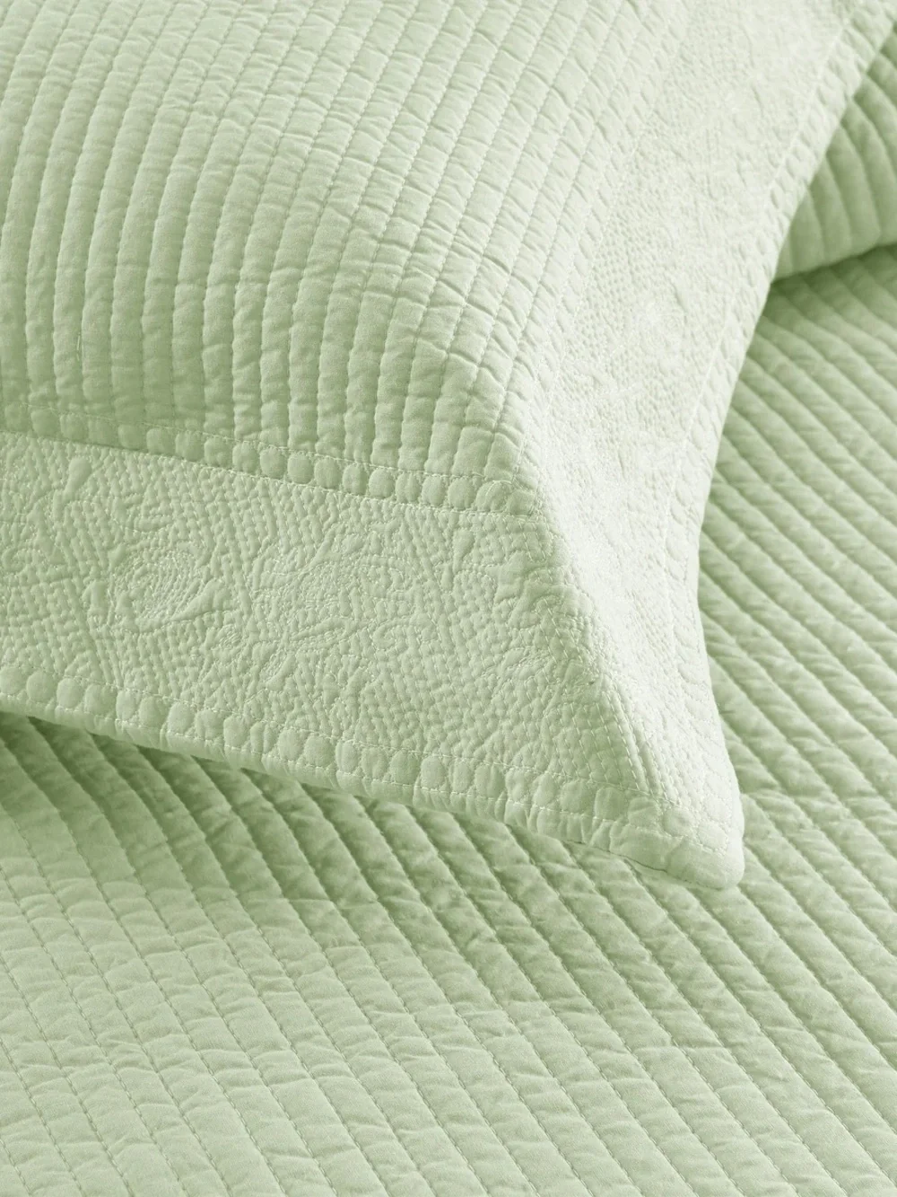 Light Green 3 piece king/cal king 100% cotton Quilted Bedspread Set - 3-Piece